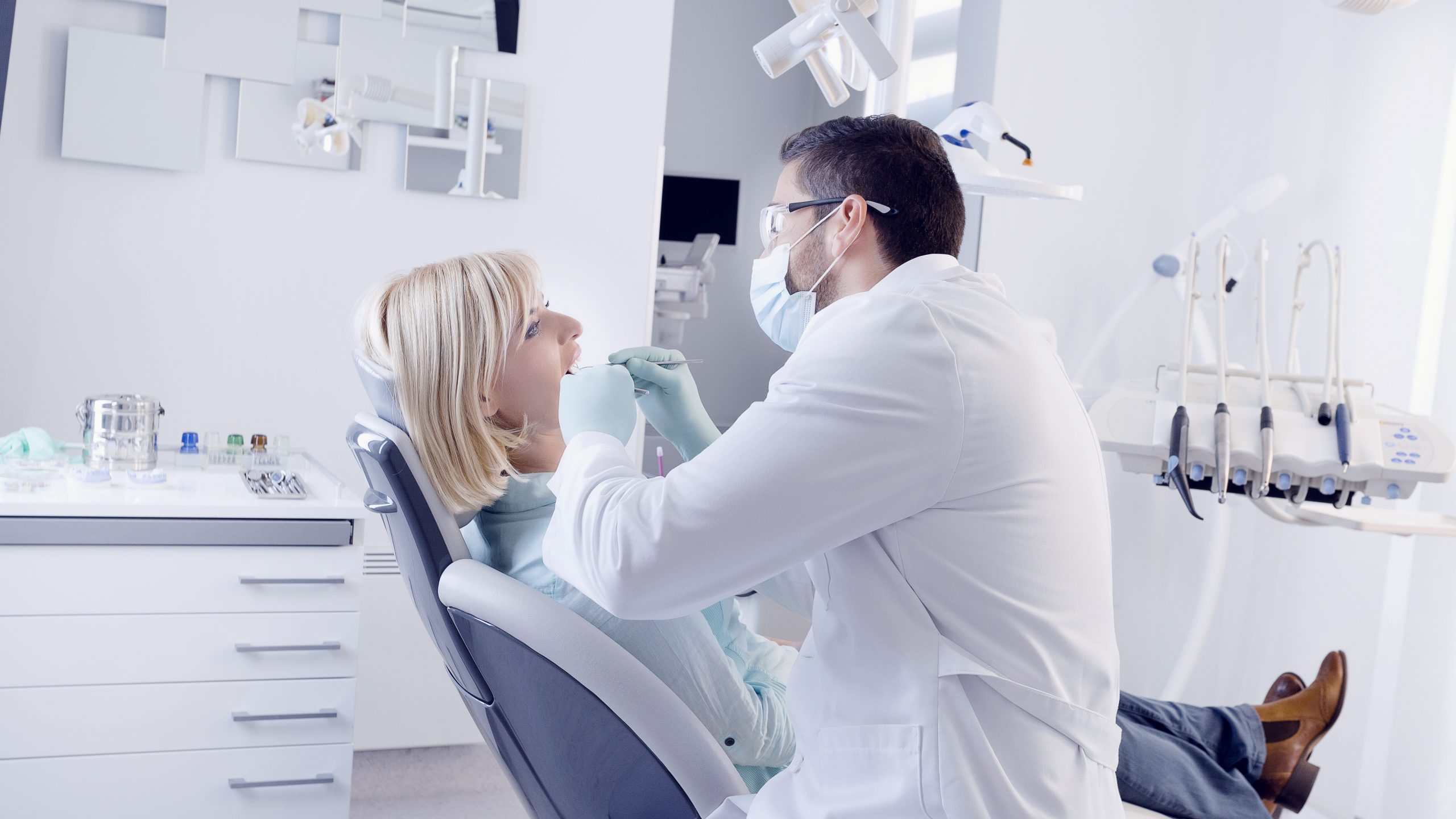 Dentist in Twin Lakes, WI